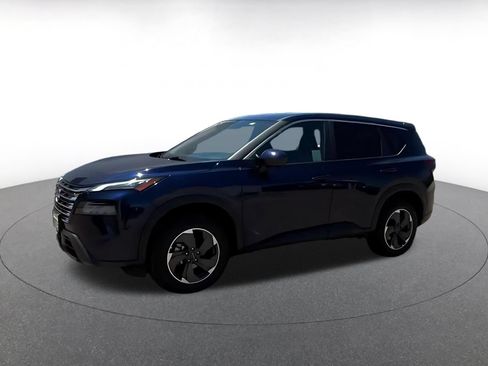 Used 2025 Nissan Rogue SV FWD image 8
