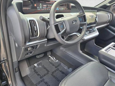 New 2026 Ford Expedition Max Platinum w/ Stealth Appearance Package AWD/4WD image 3