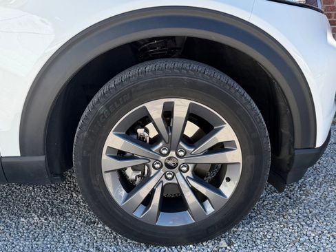 Certified 2023 Ford Explorer XLT w/ Equipment Group 202A image 18