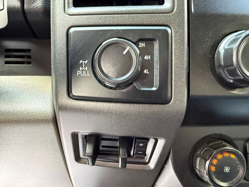 Used 2022 Ford F350 XL w/ Power Equipment Group AWD/4WD image 17