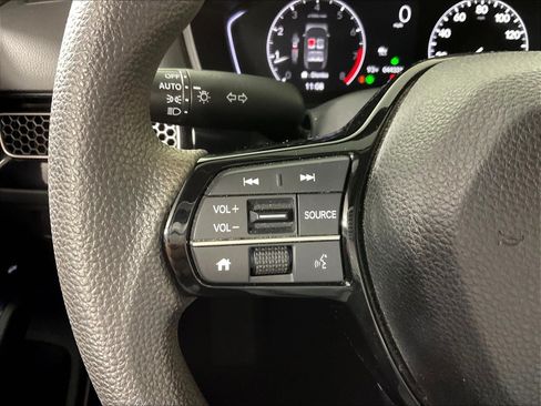Used 2023 Honda Civic LX image 11