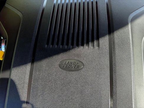 Used 2025 Land Rover Range Rover Sport Dynamic SE image 30