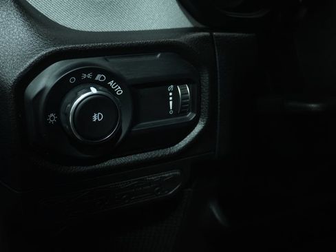 Used 2024 Jeep Wrangler Unlimited Sport AWD/4WD image 23