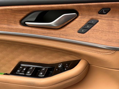 Used 2022 Jeep Grand Cherokee Summit image 10