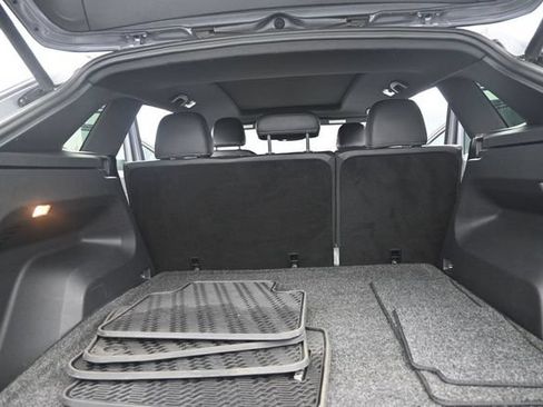 Used 2021 Volkswagen Atlas Cross Sport SE w/ Panoramic Sunroof Package AWD/4WD image 7