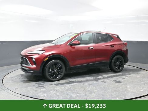 Used 2024 Buick Encore GX Sport Touring image 10