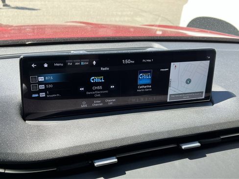 Used 2025 Genesis GV70 2.5T w/ Select Package AWD/4WD image 19