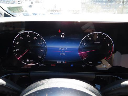 Used 2025 Mercedes-Benz GLA 250 4MATIC image 13