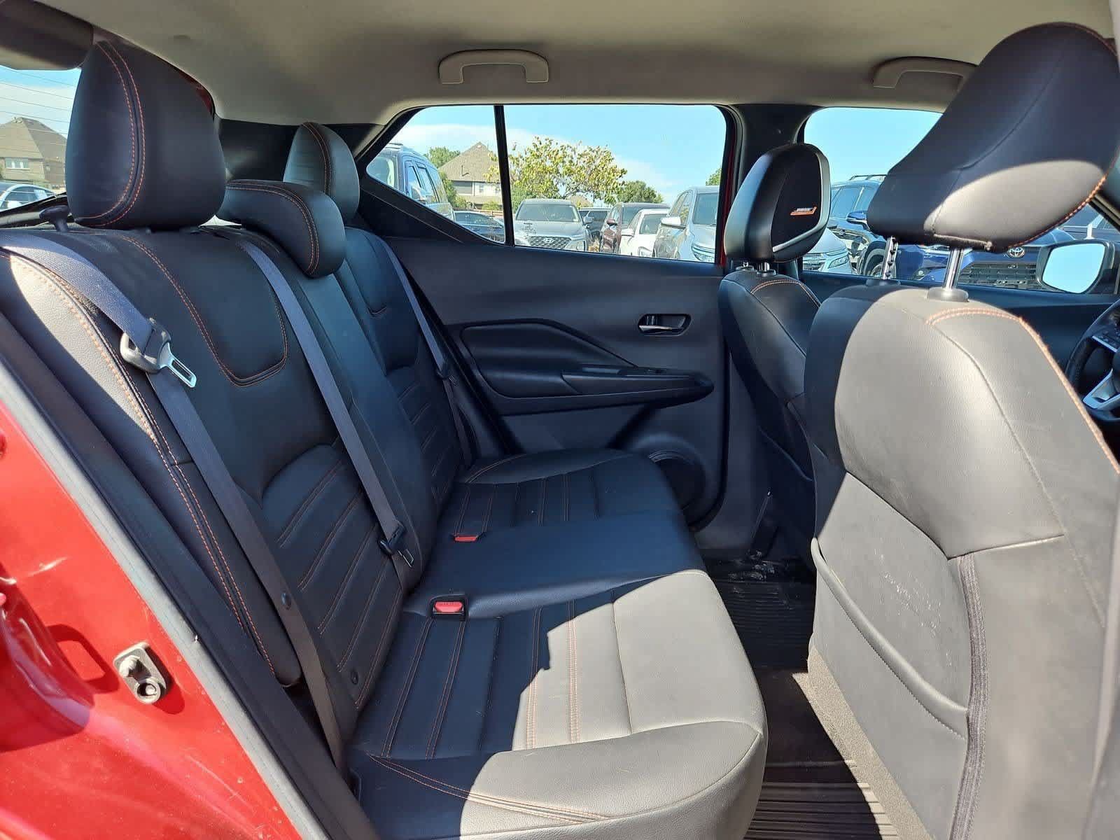 Used 2019 Nissan Kicks SR w/ SR Premium Package FWD image 19