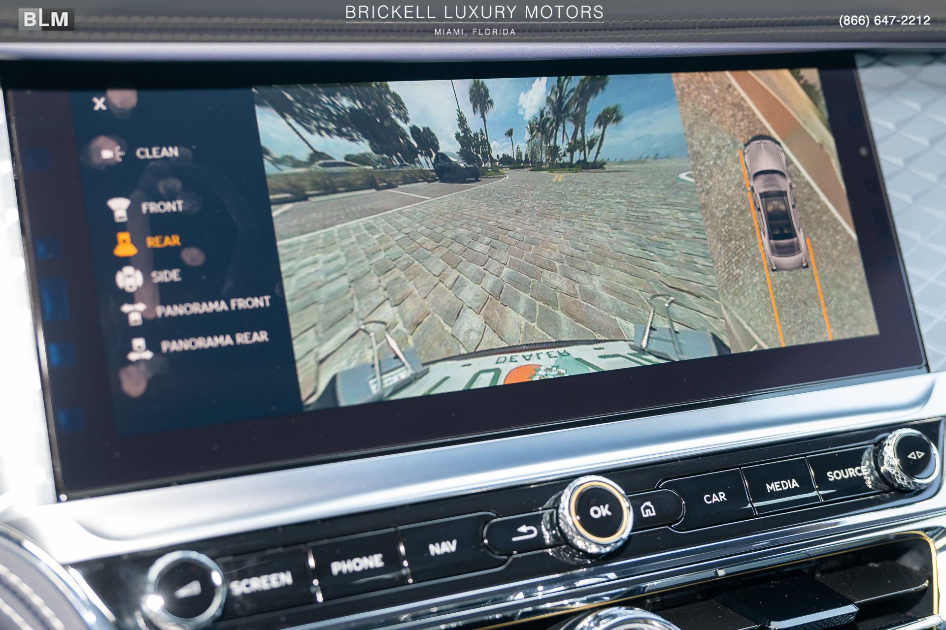 Used 2024 Bentley Flying Spur V8 AWD/4WD image 50