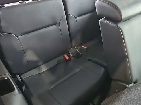 Used 2024 Mitsubishi Outlander SE image 19