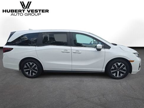 Used 2025 Honda Odyssey EX-L image 5