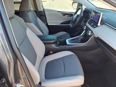 Used 2024 Toyota RAV4 XLE image 17