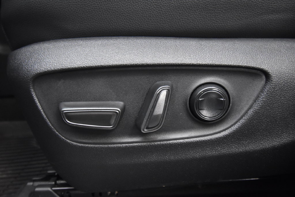 Used 2026 Toyota Grand Highlander AWD Hybrid image 24