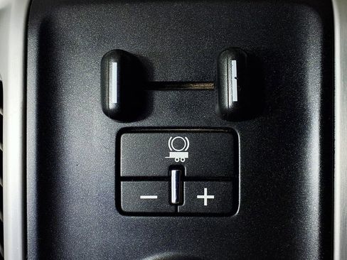 Used 2016 GMC Sierra 2500 SLT w/ Duramax Plus Package image 21