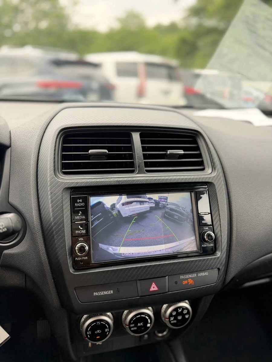 Used 2021 Mitsubishi Outlander Sport LE AWD/4WD image 21