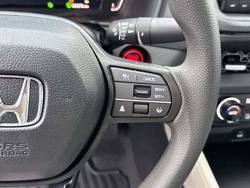 Used 2025 Honda Accord SE image 27