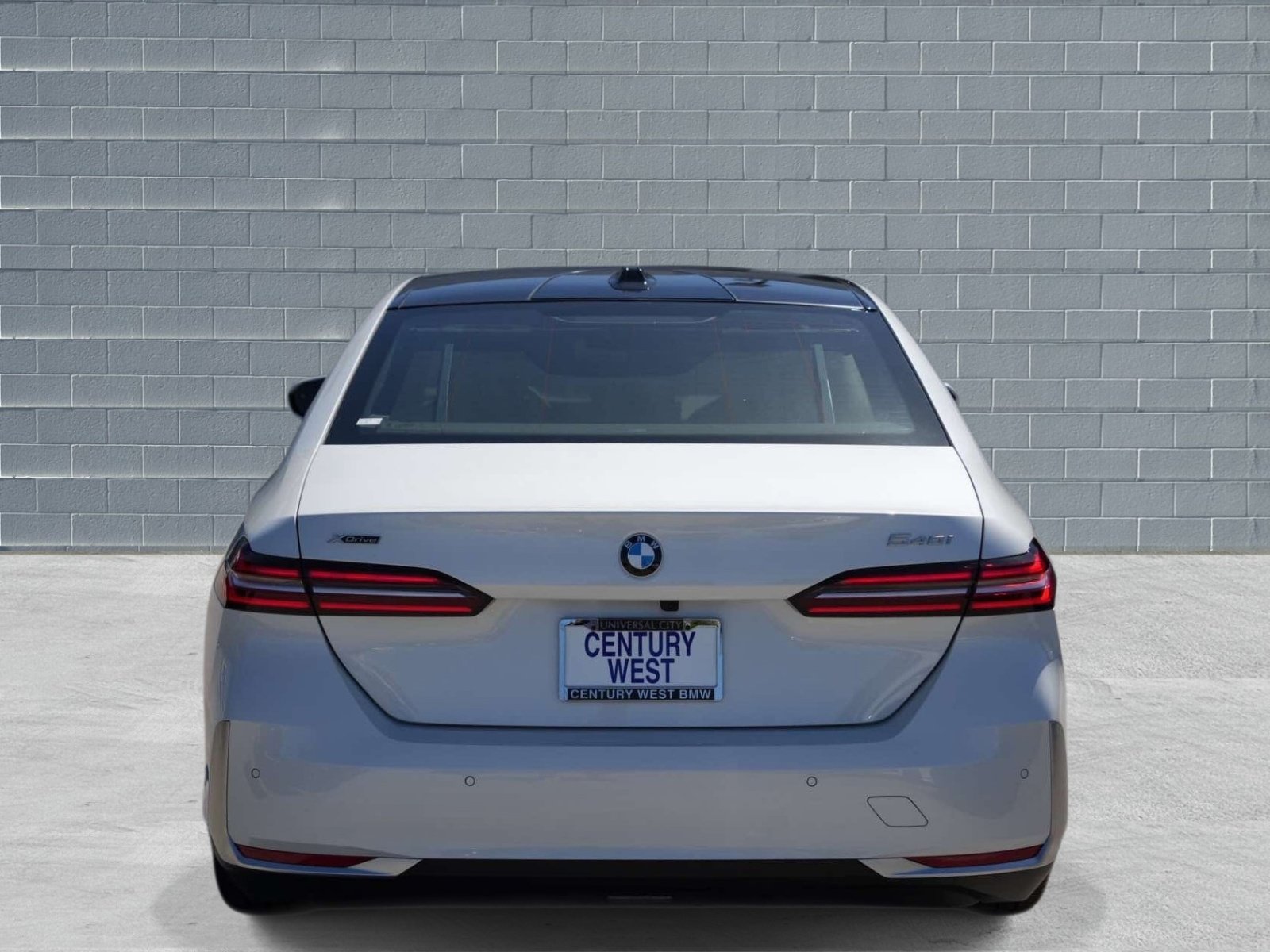Used 2026 BMW 540i xDrive AWD/4WD image 4