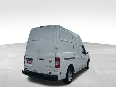Used 2020 Nissan NV 2500 SV RWD image 5
