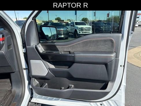 Used 2025 Ford F150 Raptor w/ Equipment Group 803A Raptor R AWD/4WD image 38