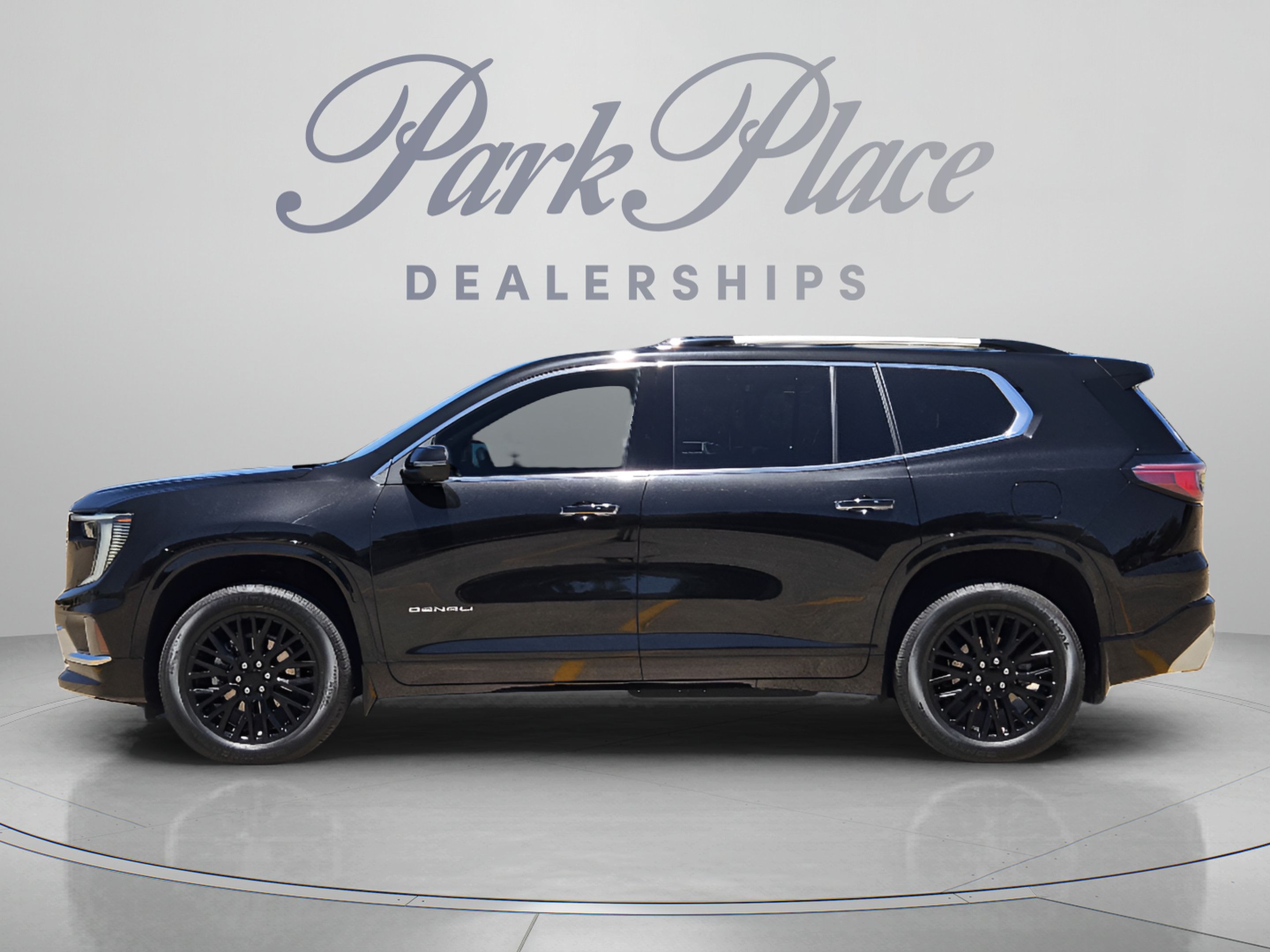 Used 2024 GMC Acadia Denali w/ LPO, Floor Liner Package FWD image 2