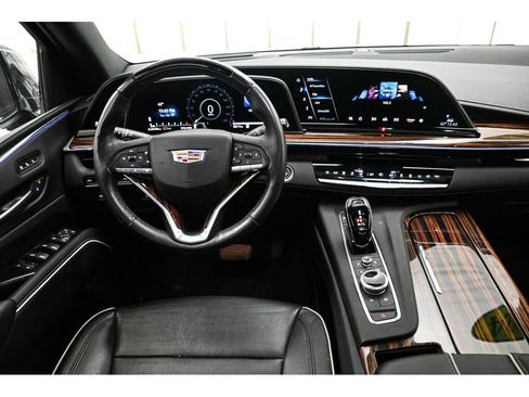 Used 2024 Cadillac Escalade Premium Luxury w/ LPO, Floor Liner Package AWD/4WD image 31