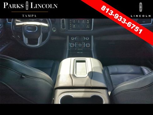 Used 2022 GMC Yukon Denali image 12