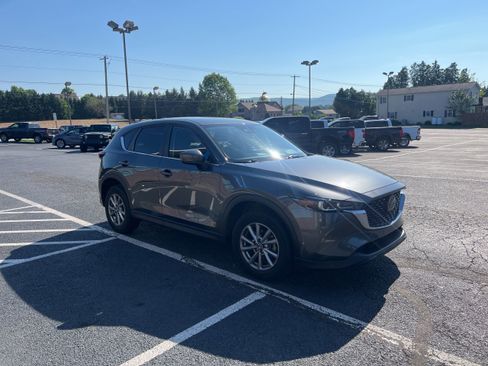 Used 2022 MAZDA CX-5 AWD 2.5 S w/ Select Package image 8