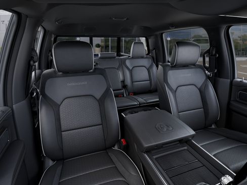 New 2026 RAM 1500 Laramie AWD/4WD image 16