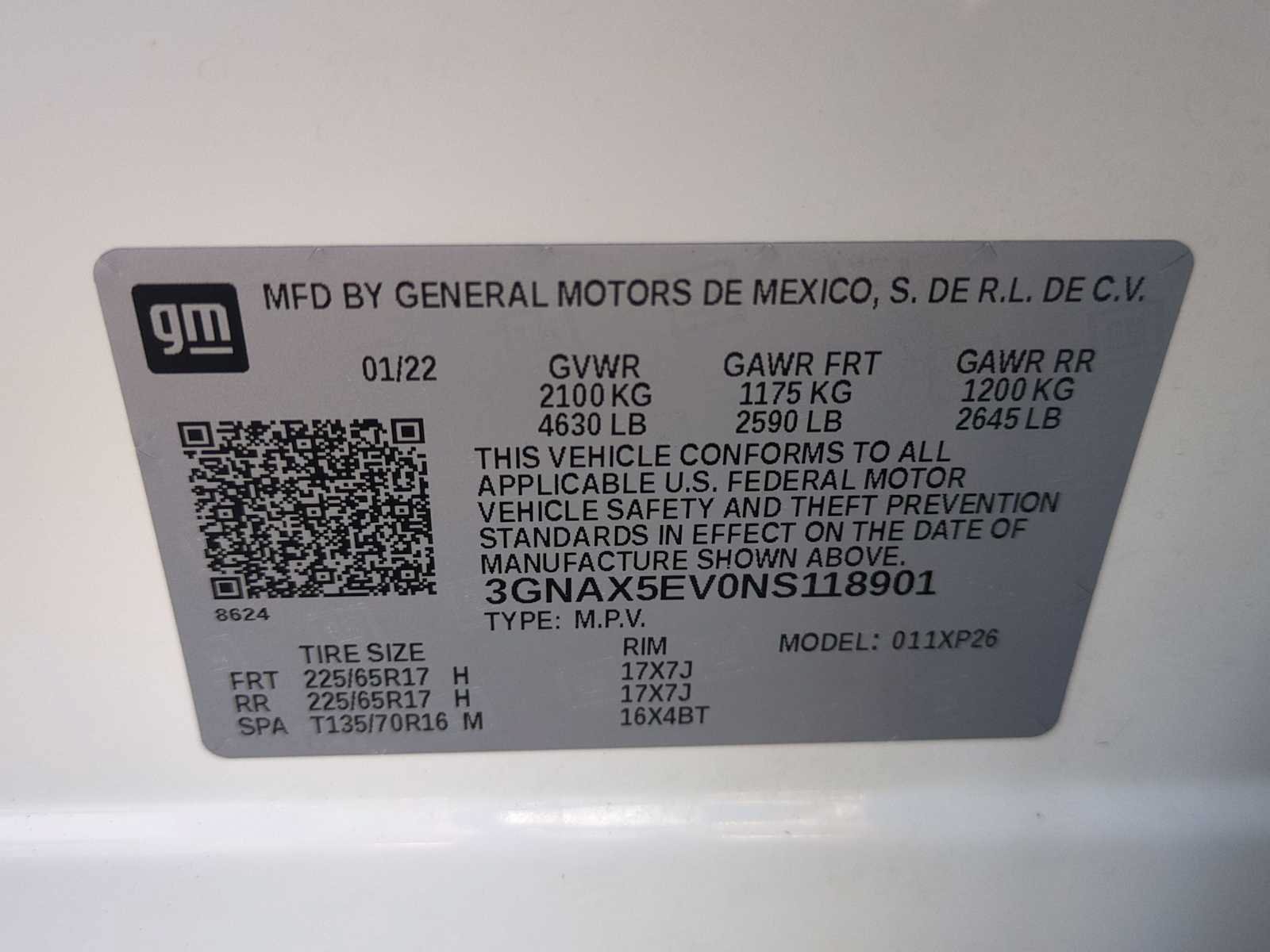 Used 2022 Chevrolet Equinox LS w/ LPO, Cargo Package AWD/4WD image 28