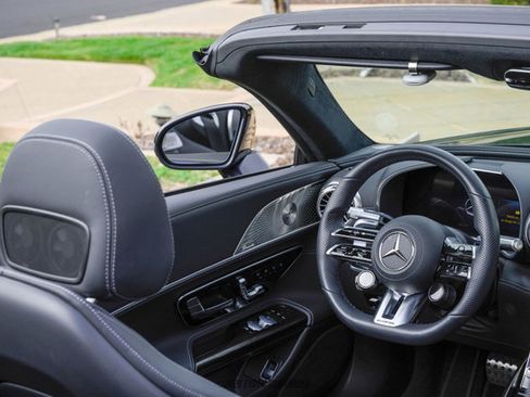 Used 2022 Mercedes-Benz SL 63 AMG 4MATIC image 56