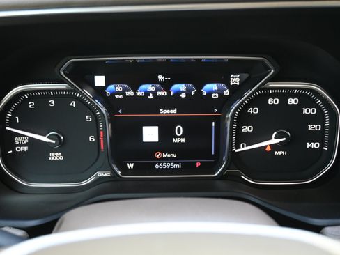 Used 2021 GMC Yukon XL Denali w/ Denali Premium Package AWD/4WD image 20