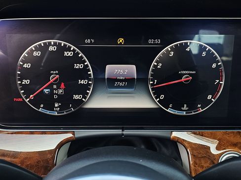 Used 2020 Mercedes-Benz E 350 Sedan image 19