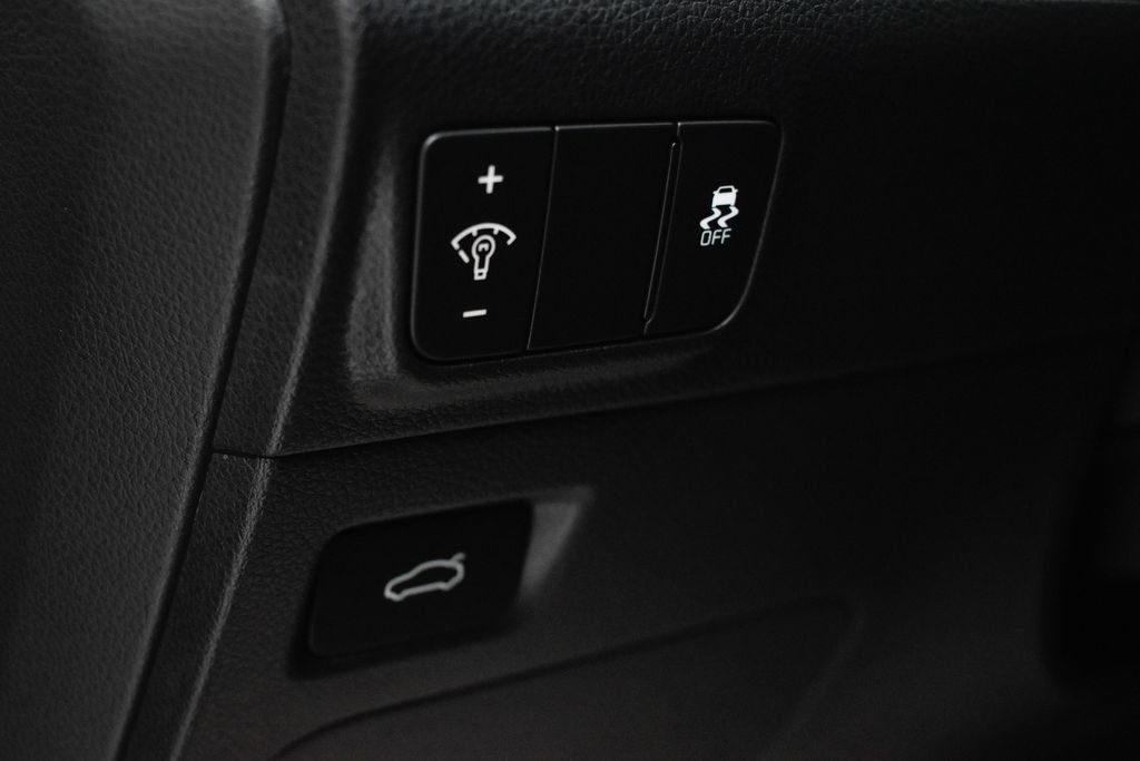 Used 2025 Kia K5 GT w/ GT1 Package FWD image 19