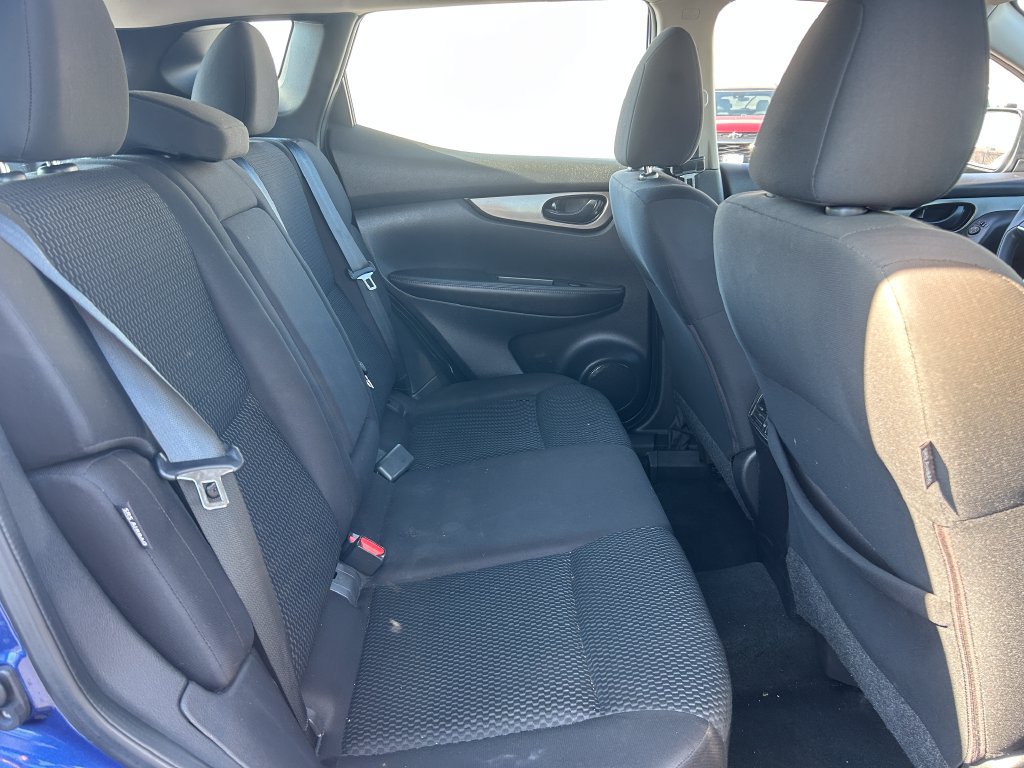 Used 2021 Nissan Rogue Sport S AWD/4WD image 29