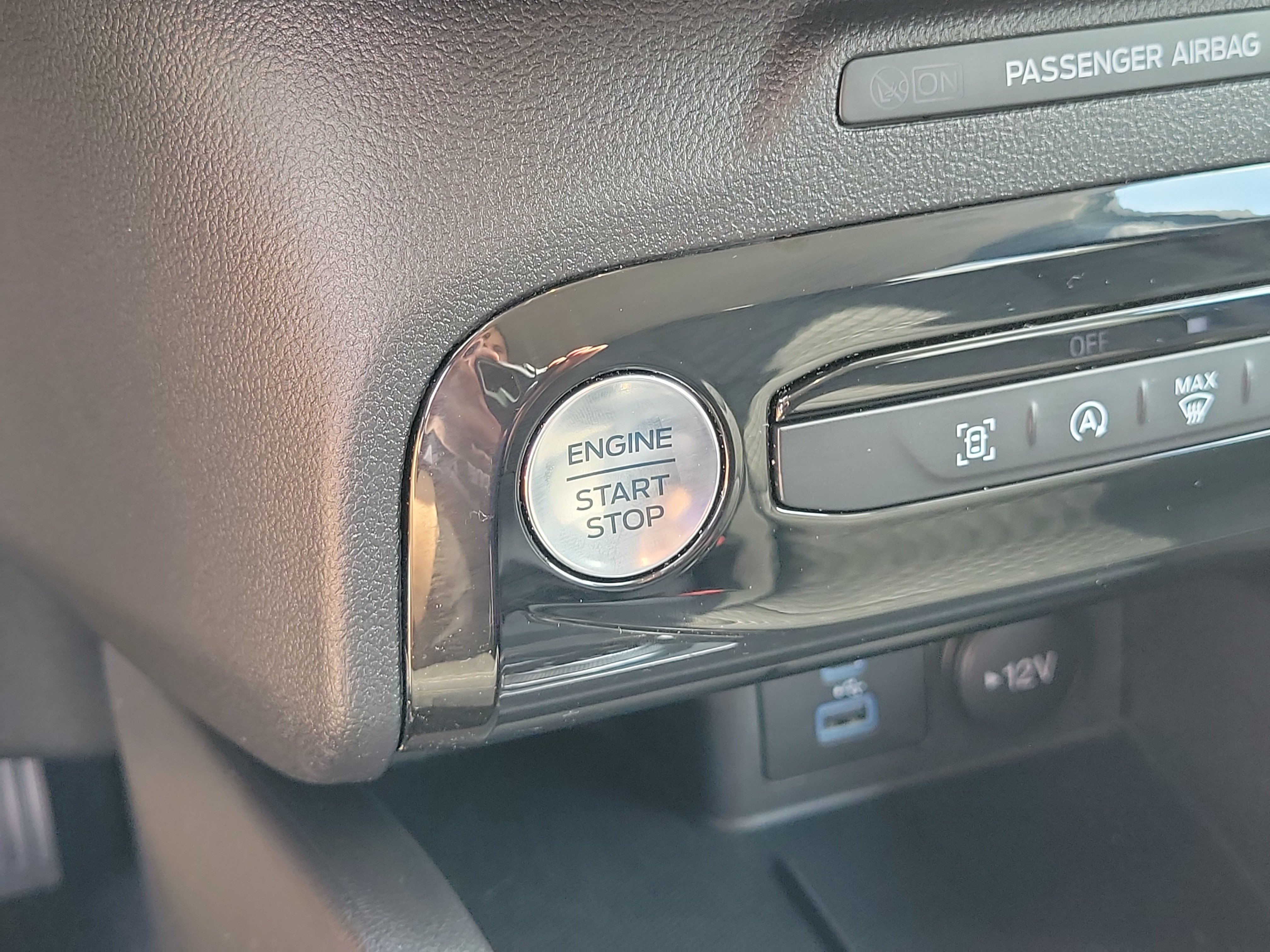 Used 2023 Ford Escape Active w/ Tech Pack #1 FWD image 30