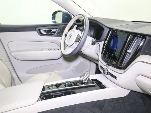 Used 2022 Volvo XC60 T8 Inscription w/ Advanced Package AWD/4WD image 23