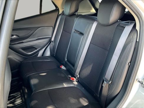 Used 2018 Buick Encore Preferred FWD image 21