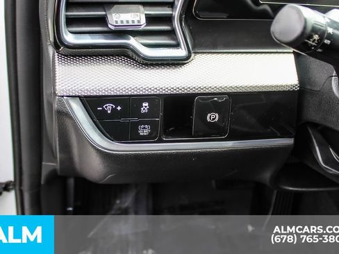 Used 2023 Kia Sportage LX AWD/4WD image 30