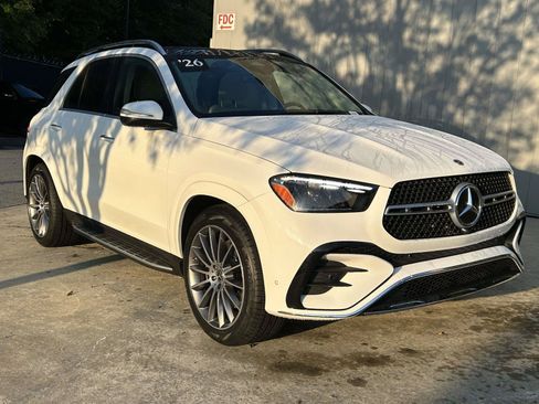 Certified 2026 Mercedes-Benz GLE 450 4MATIC image 4