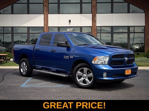Used 2018 RAM 1500 Express w/ Express Value Package AWD/4WD image 1