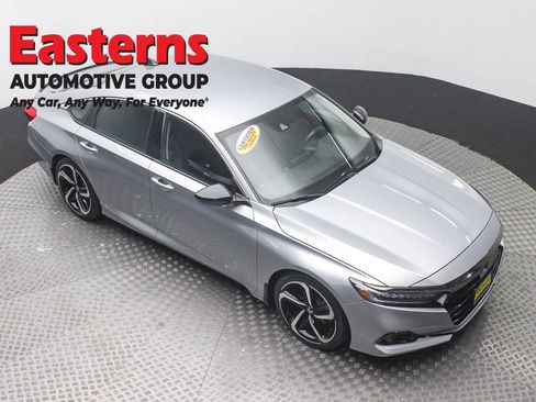 Used 2022 Honda Accord Sport Special Edition image 3