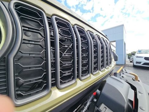 New 2025 Jeep Wrangler Unlimited Rubicon 392 image 22