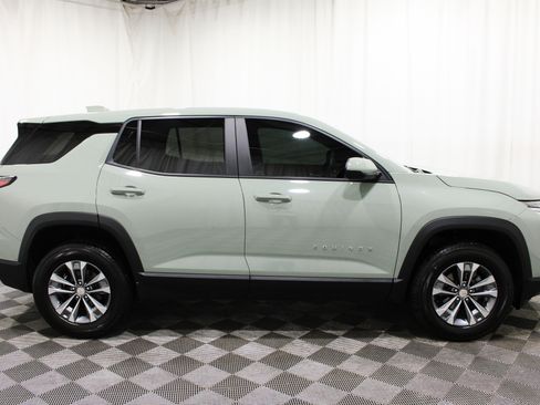Used 2026 Chevrolet Equinox LT FWD image 29