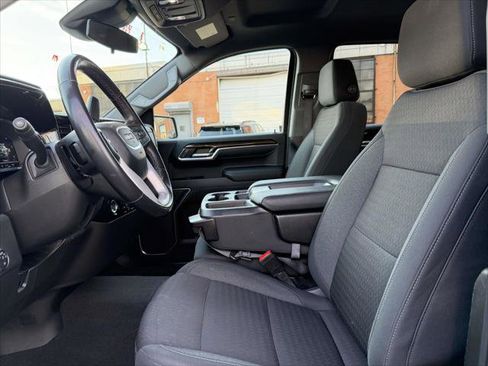 Used 2022 GMC Sierra 1500 Elevation w/ LPO, Elevation Black Package image 18