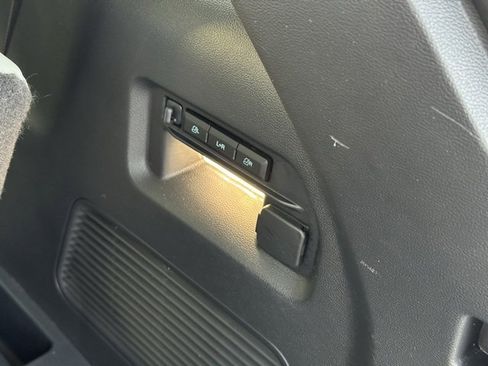 Used 2025 Ford Explorer Platinum w/ LUX Leather Package image 41