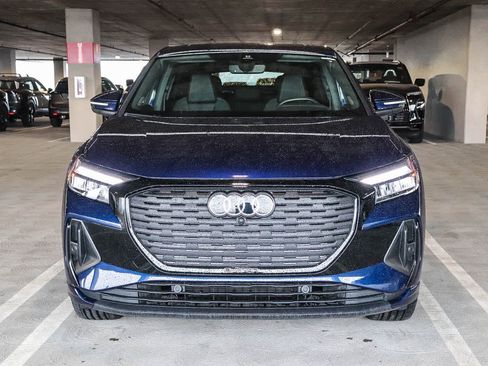 Used 2023 Audi Q4 e-tron Premium Plus image 2