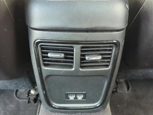 Used 2018 Chrysler 300 S w/ Beats Audio Group image 23