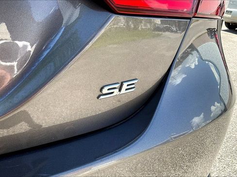 Used 2024 Toyota Camry SE FWD image 24