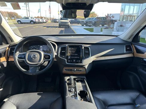 Used 2021 Volvo XC90 T8 Inscription Expression w/ Climate Package image 35